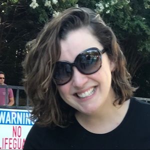 Meet your Posher, Caitlin